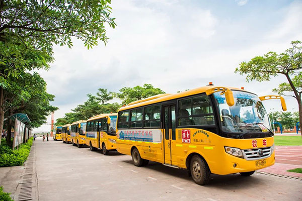 河源市南开实验学校-校车